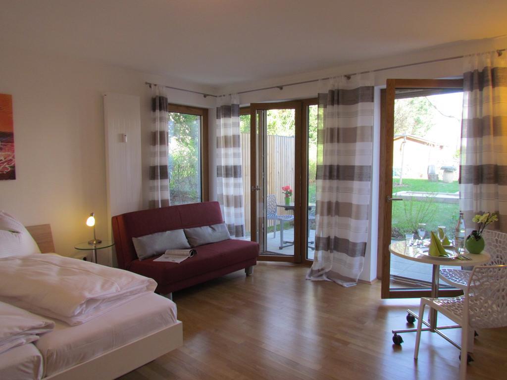 Apartment Amenity-garden-apartments *